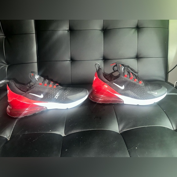 2021
Air Max 270 GS 'Bred' size 12 w/box - Picture 5 of 14